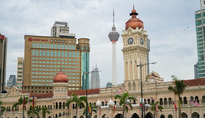 Building of a city with cloudy sky